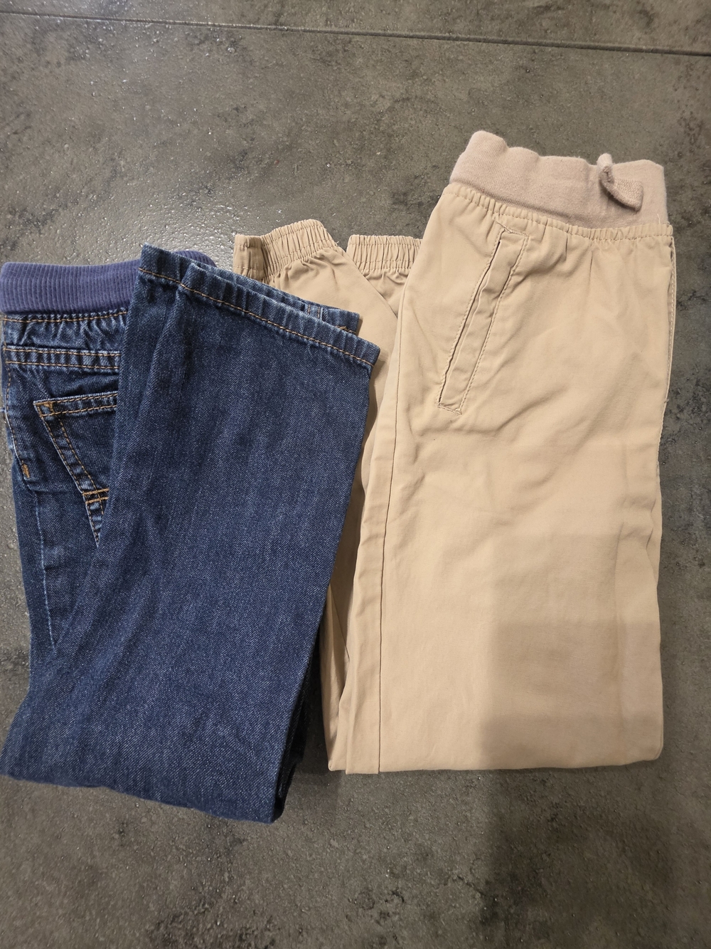 Izod Kids Beige Pull-On Pants & Blue Denim Jeans Set